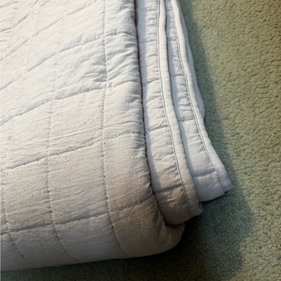 Light Pink King Quilt - Picture 4 of 6